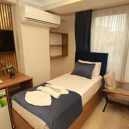 Aparthotel Immortelle 3*